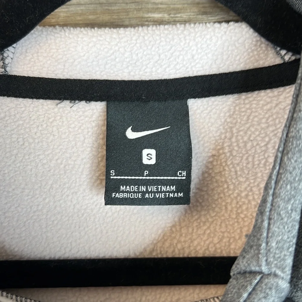 Nike Women’s Hooded Sweatshirt‎